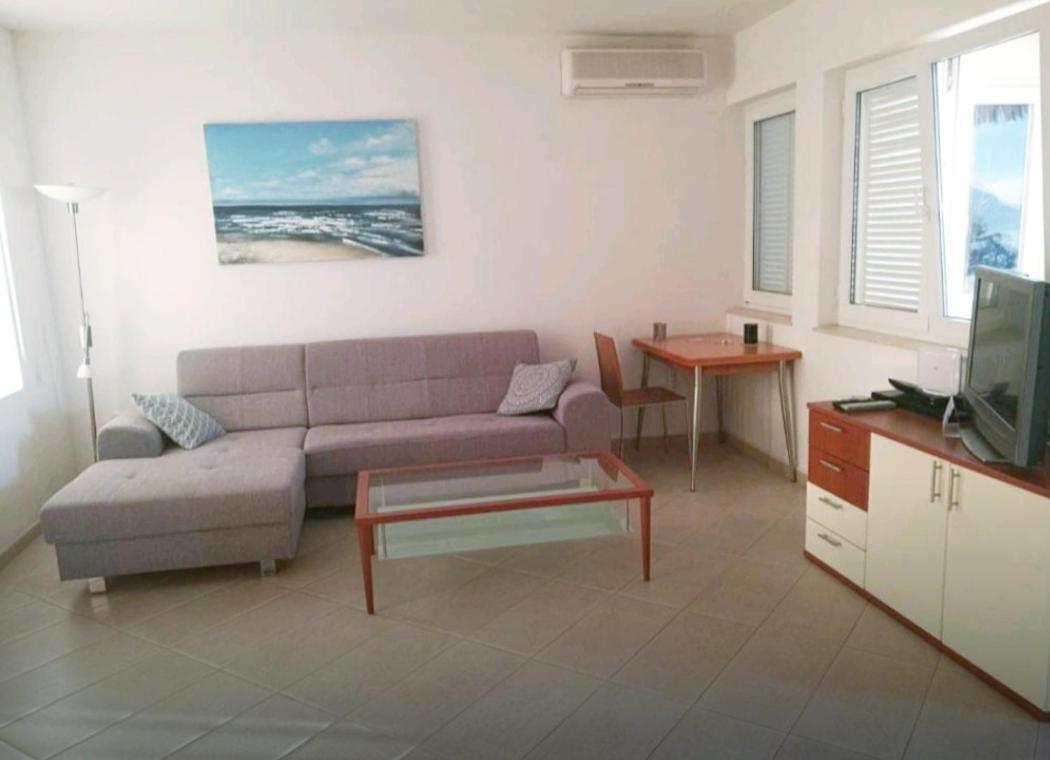 Apartment Diwa Brela Kültér fotó